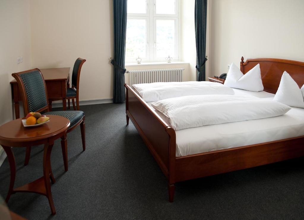Schlosshotel 히르슈호른 객실 사진