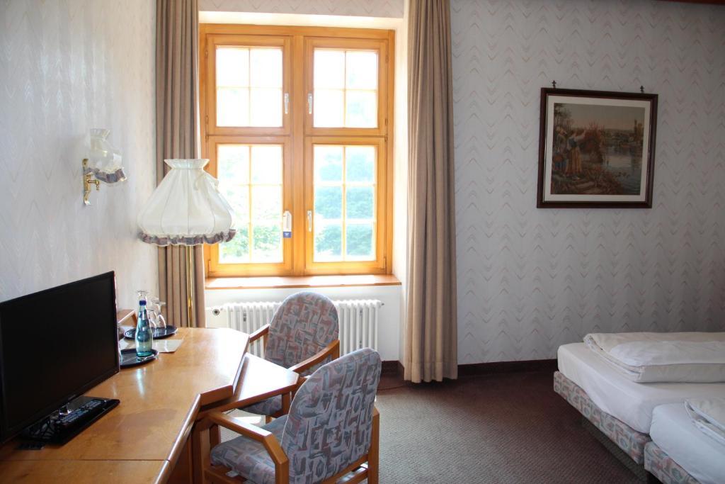 Schlosshotel 히르슈호른 객실 사진