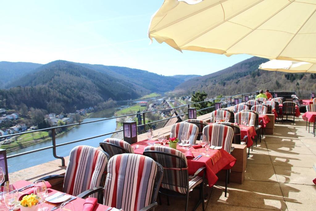 Schlosshotel 히르슈호른 외부 사진